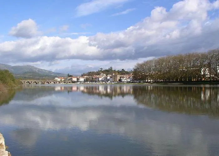 Moinho De Estoraos Casa de Campo *